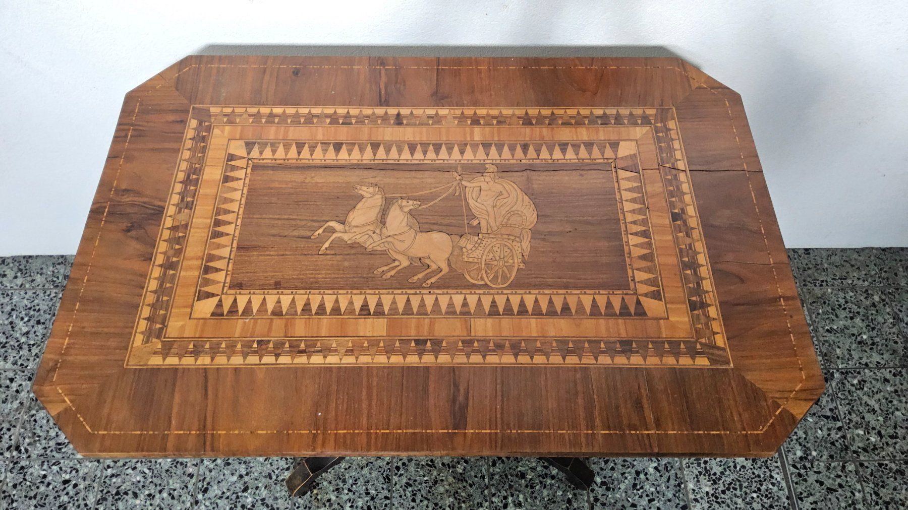 Tische: 2 Antiques tables avec marqueterie – Gebraucht aus Malleray von Frederic24 2
