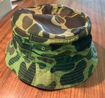 Sonnenhut/Bucket Hat „ALUMNI LA „