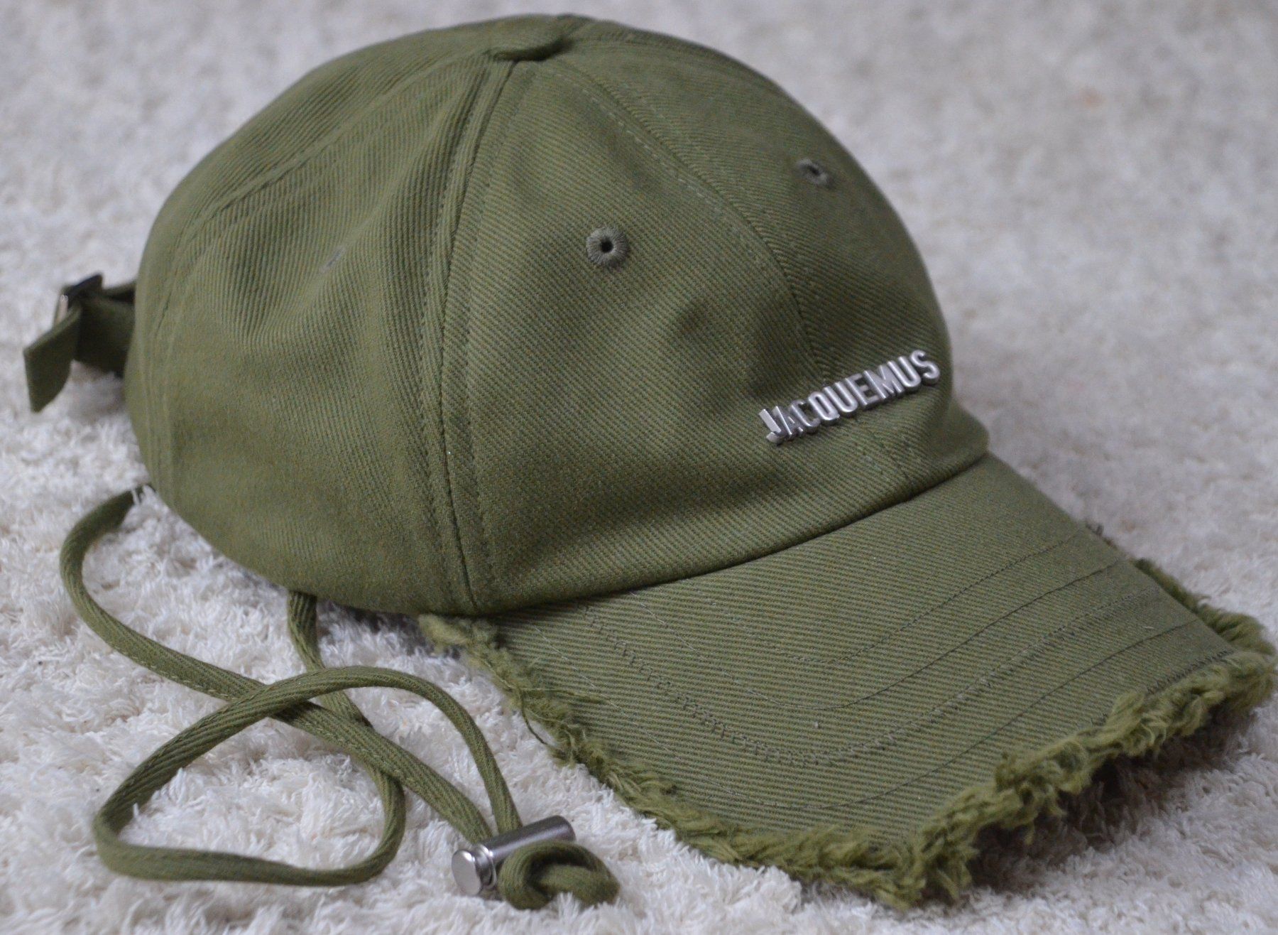 Jacquemus Copricapi, berretti & cappellini: Jacquemus Kappe /  Casquette – Usato da Collonges venduto da arashee 2