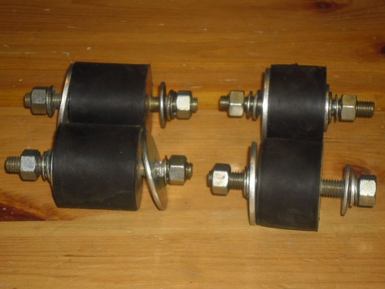 Metall- & Schlosserei Sonstiges: 4 Stk.  Silentblock / Gummipuffer , 40mm – Gebraucht aus Büren SO von omsa 2