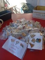 pins Konvolut 1195 Gramm  Konvolut gemischt.