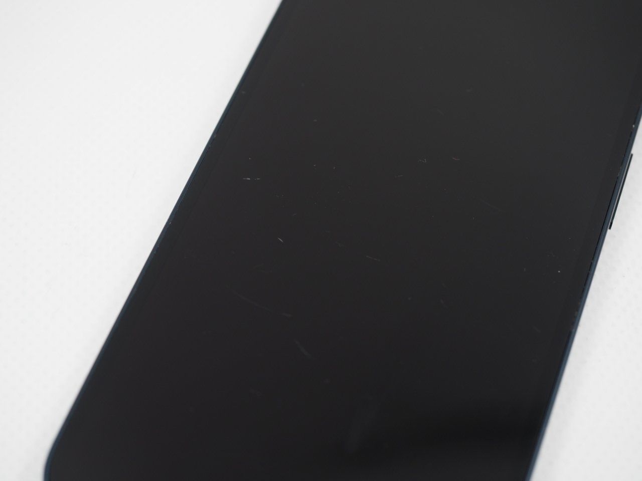 Apple Handys / Smartphones: APPLE iPhone 13 iCloud gesperrt (26100554) – Defekt aus Zürich von fundsachenverkauf 8