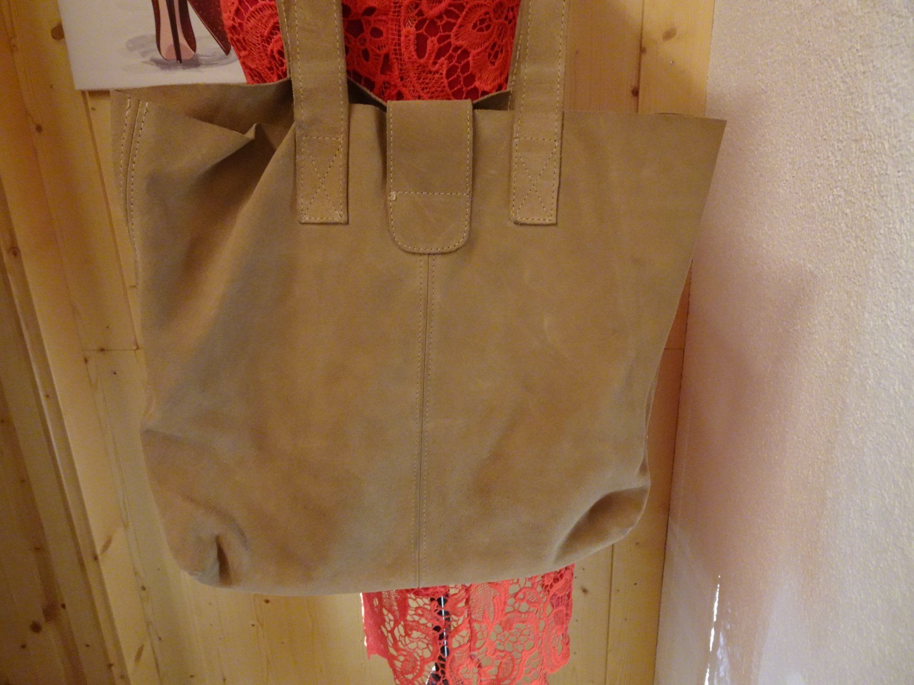 Taschen für Damen: Echt Wild-Leder Tasche beige - 426274 – Gebraucht aus Küssnacht am Rigi von Schuhe-Secondhand 3