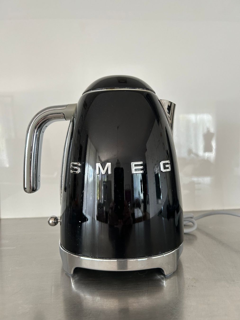 Smeg Bollitori: Wasserkocher Smeg schwarz – Usato da Riedholz venduto da rebeccas