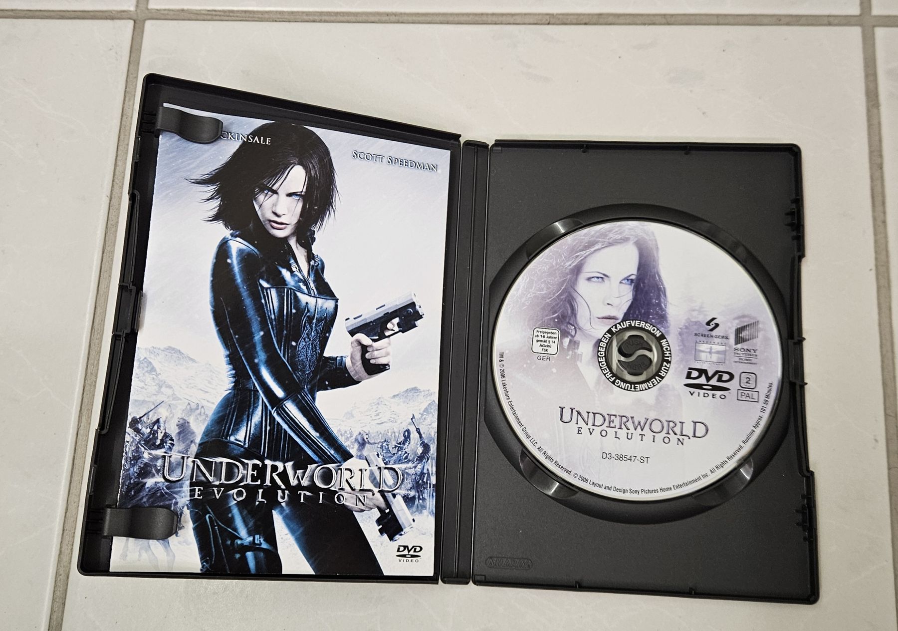 Tutti i DVDs: Underworld Evolution DVD - Kate Beckinsale Actionfilm – Usato da Regensdorf venduto da 8Collect 1