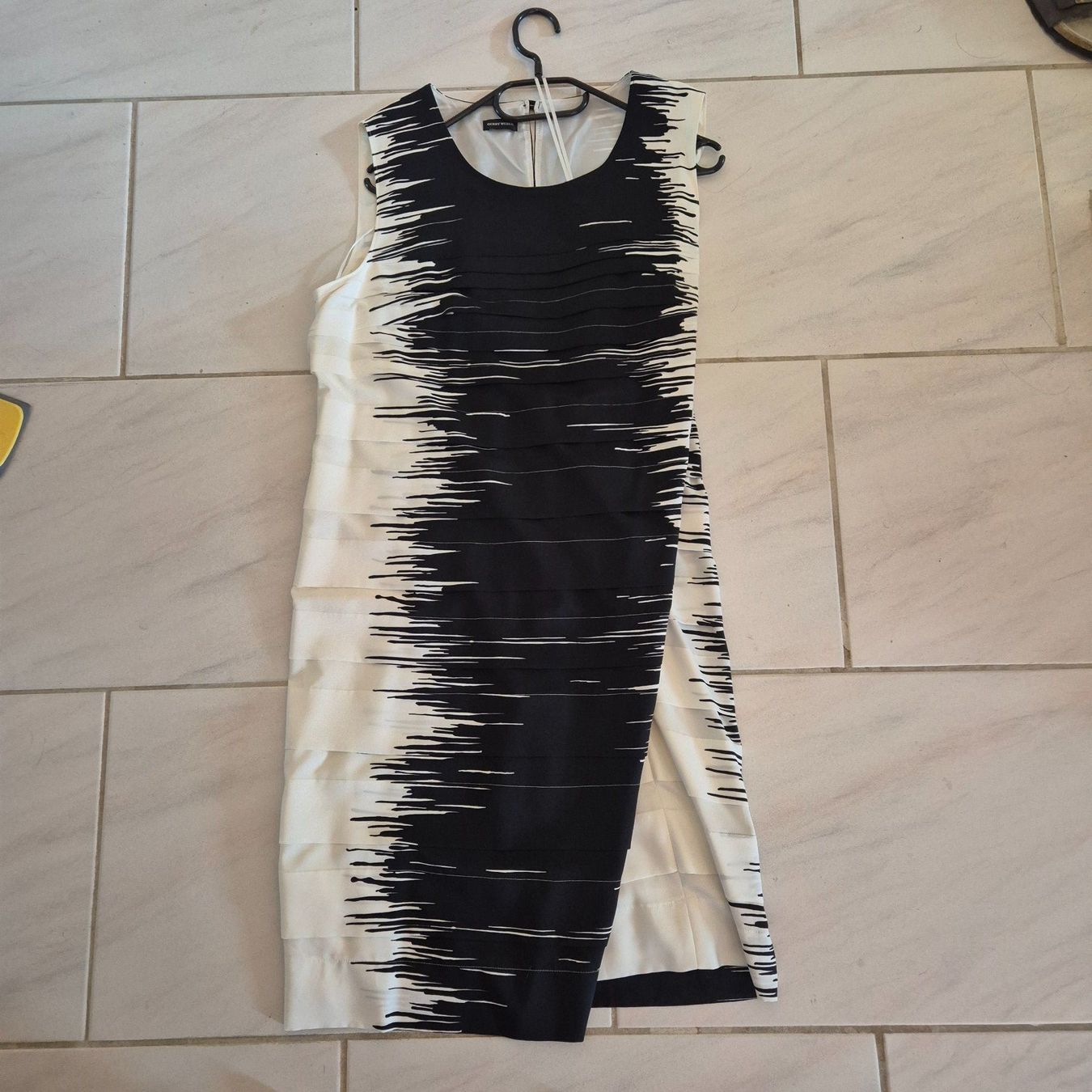 Gerry Weber Vestiti: Damenkleid GERRY WEBER – Usato da Arni AG venduto da kurtrmeier