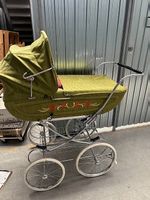 Nostalgie Kinderwagen Neuwertig