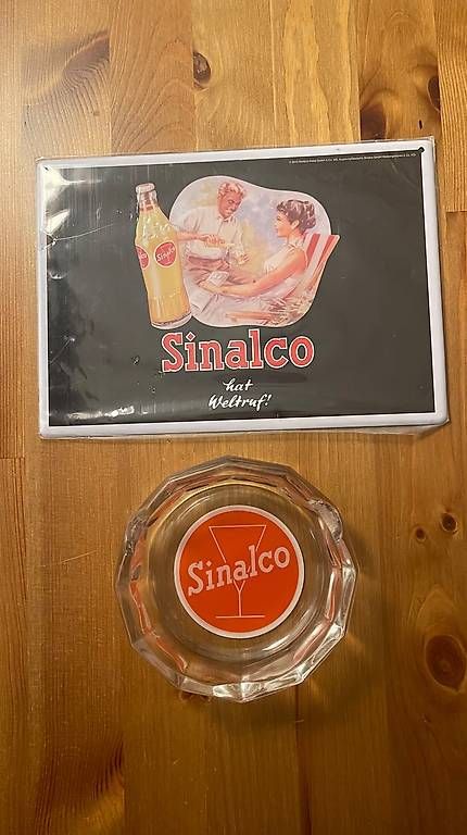 Sinalco Insegne: Orginal Vintage Sinalco Aschenbecher mit Werbeschild – Nuovo (secondo la descrizione) da Gümligen venduto da VIN-TAGE-ZONE