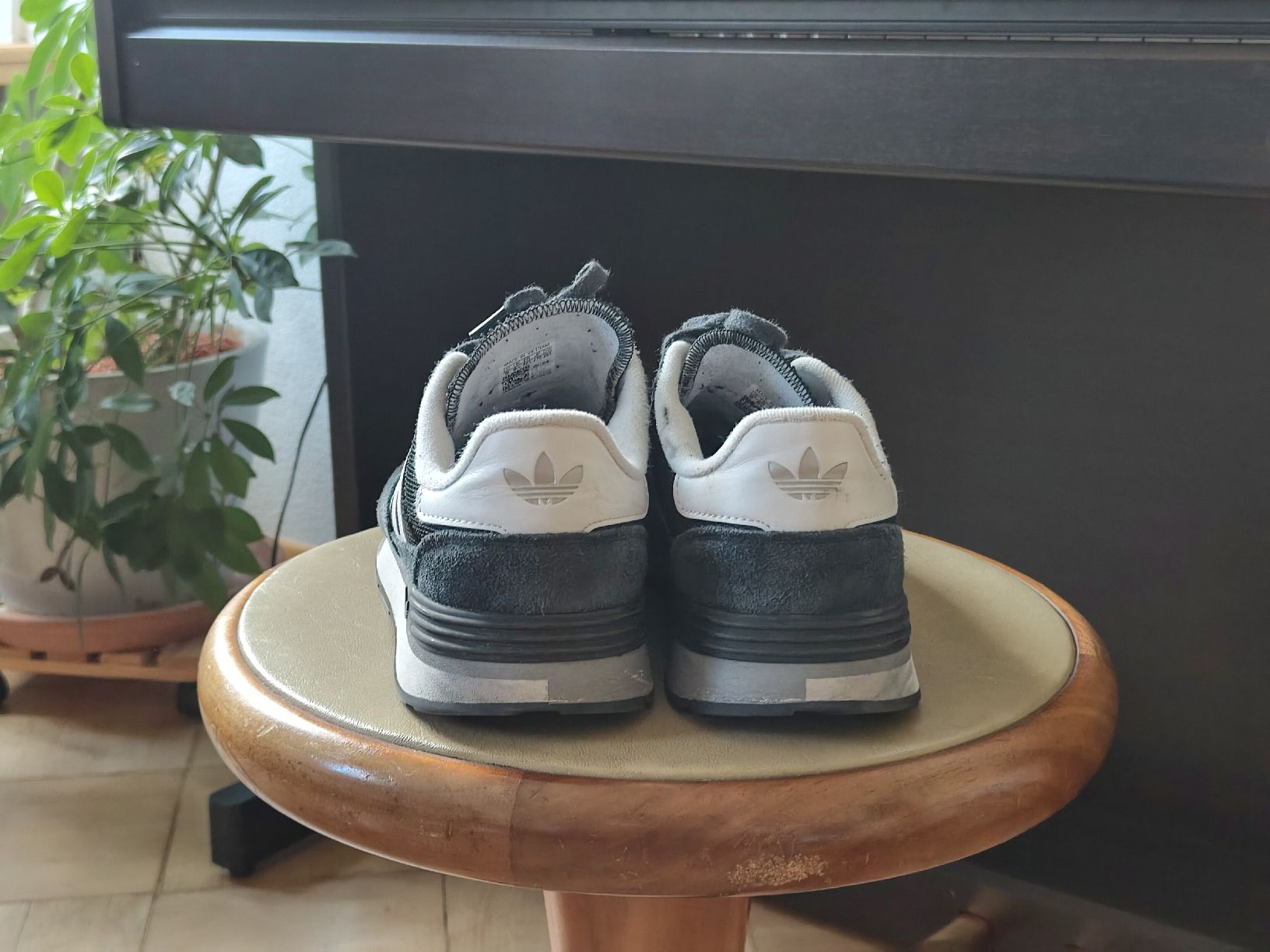 Adidas Scarpe da uomo: Adidas Sneakers 42 2/3 – Usato da Solothurn venduto da zsines 1