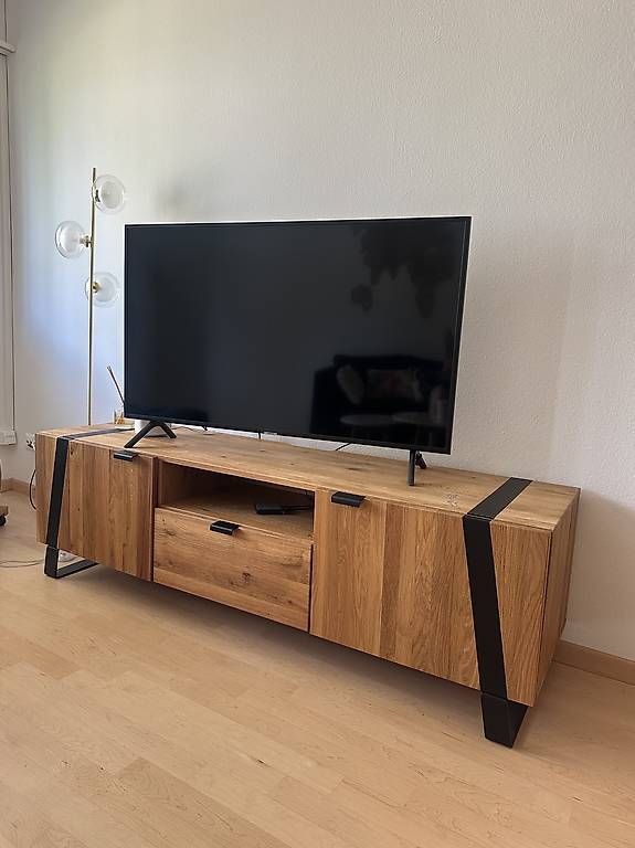 Meubles TV: TV Möbel XXXLutz – D'occasion à Oftringen par nathhasl