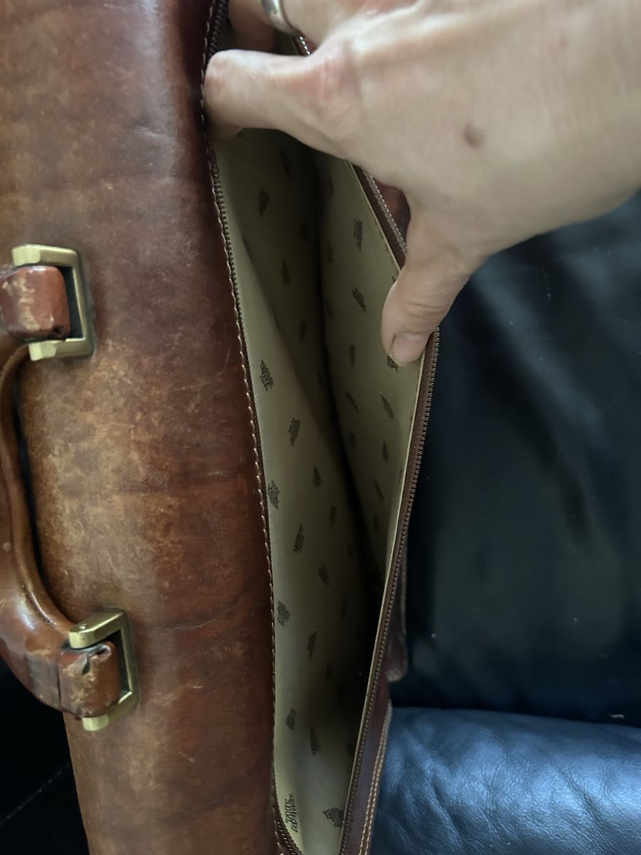 Valigie & Borse: Alte Ledertasche Aktentasche  – Usato da Bülach venduto da larson27 3