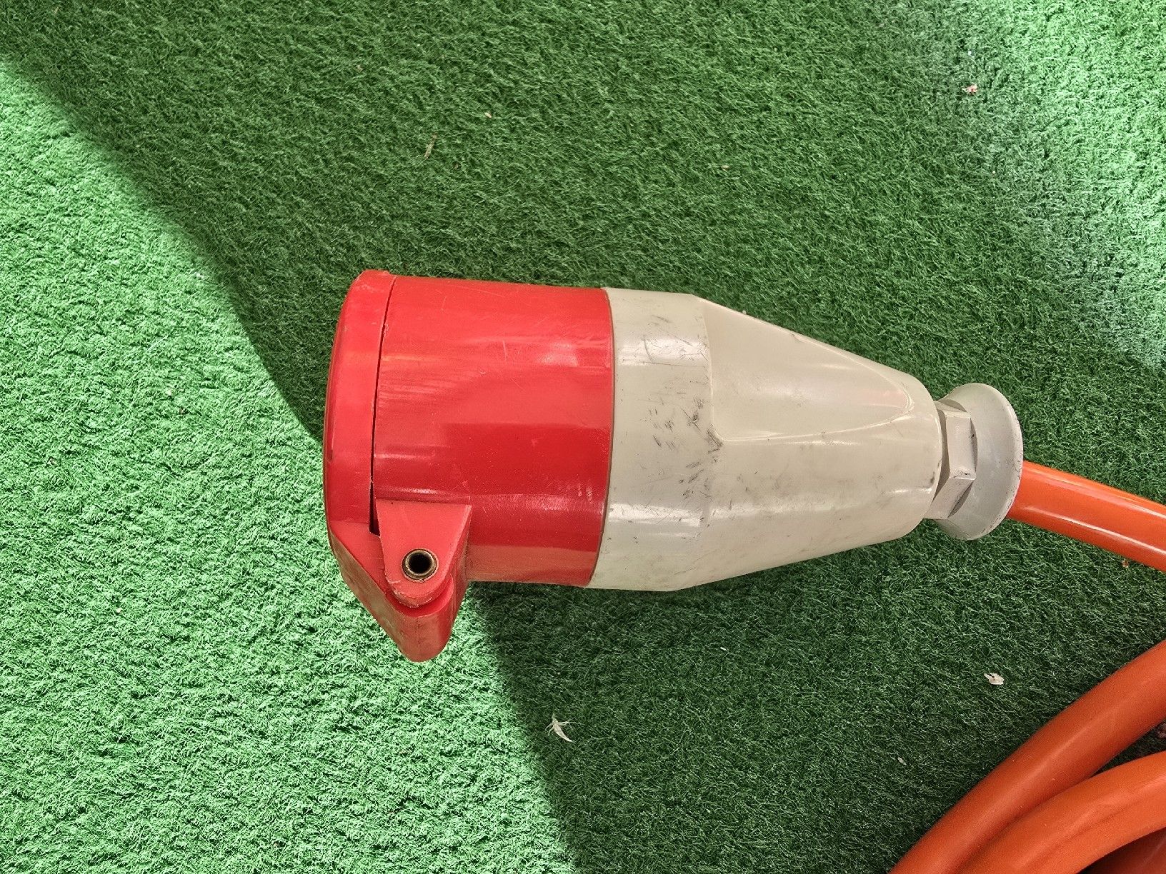 Stecker: 7m Strom Kabel mit Stecker – Gebraucht aus Zürich von metheny 2