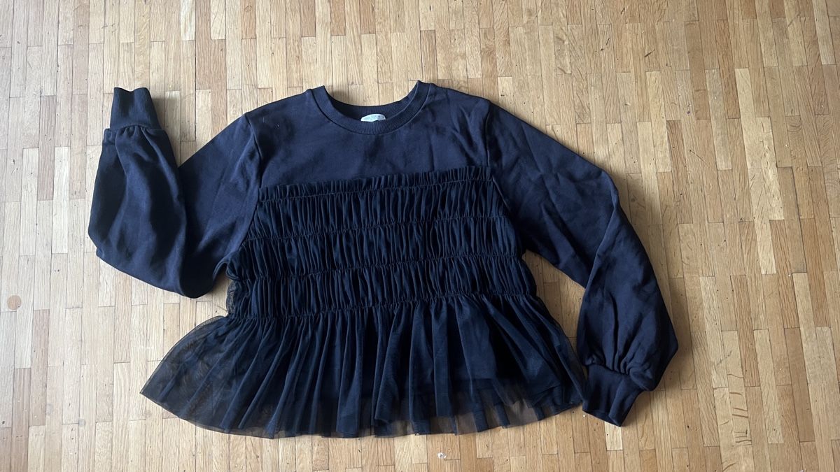 Maglioni & Felpe: Colza Pulli mit Rüschchen aus Japan Gr.S – Nuovo (secondo la descrizione) da Tagelswangen venduto da Bomu