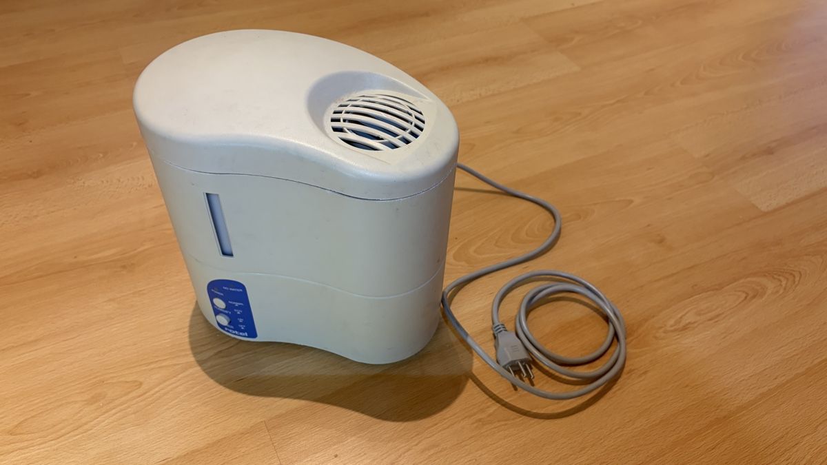 Rotel Umidificatori d'aria: Rotel Luftbefeuchter/ Verdunster/Humidifier – Usato da Altenrhein venduto da Docdoc