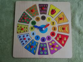 Lern-Uhr für Kinder aus Holz 25x25cm.