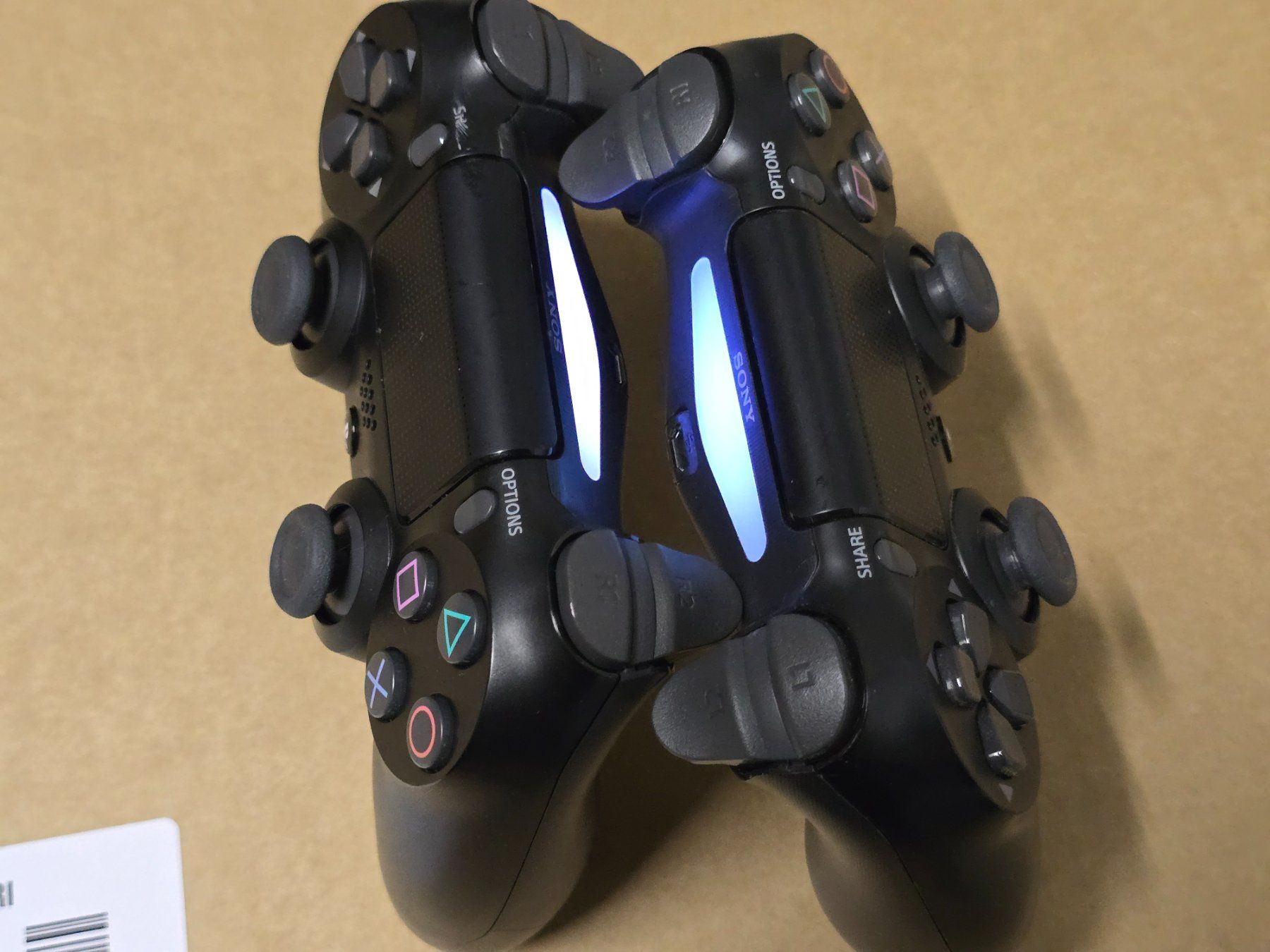 Sony Manettes: 2× PS4 Original Controller – D'occasion à Basel par Zait 1