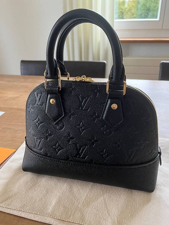 Louis Vuitton Borse da donna: Louis Vuitton Neo Alma BB – Nuovo e nell'imballaggio originale da Aarau venduto da RasAlgethi 1