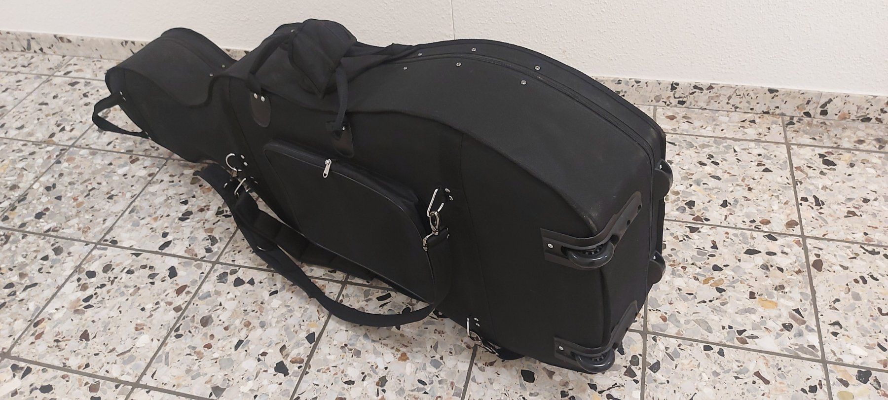 Strumenti musicali: 4/4 Cello koffer 3.6 kg.neuwertig – Usato da Glattbrugg venduto da Swissmusik 2