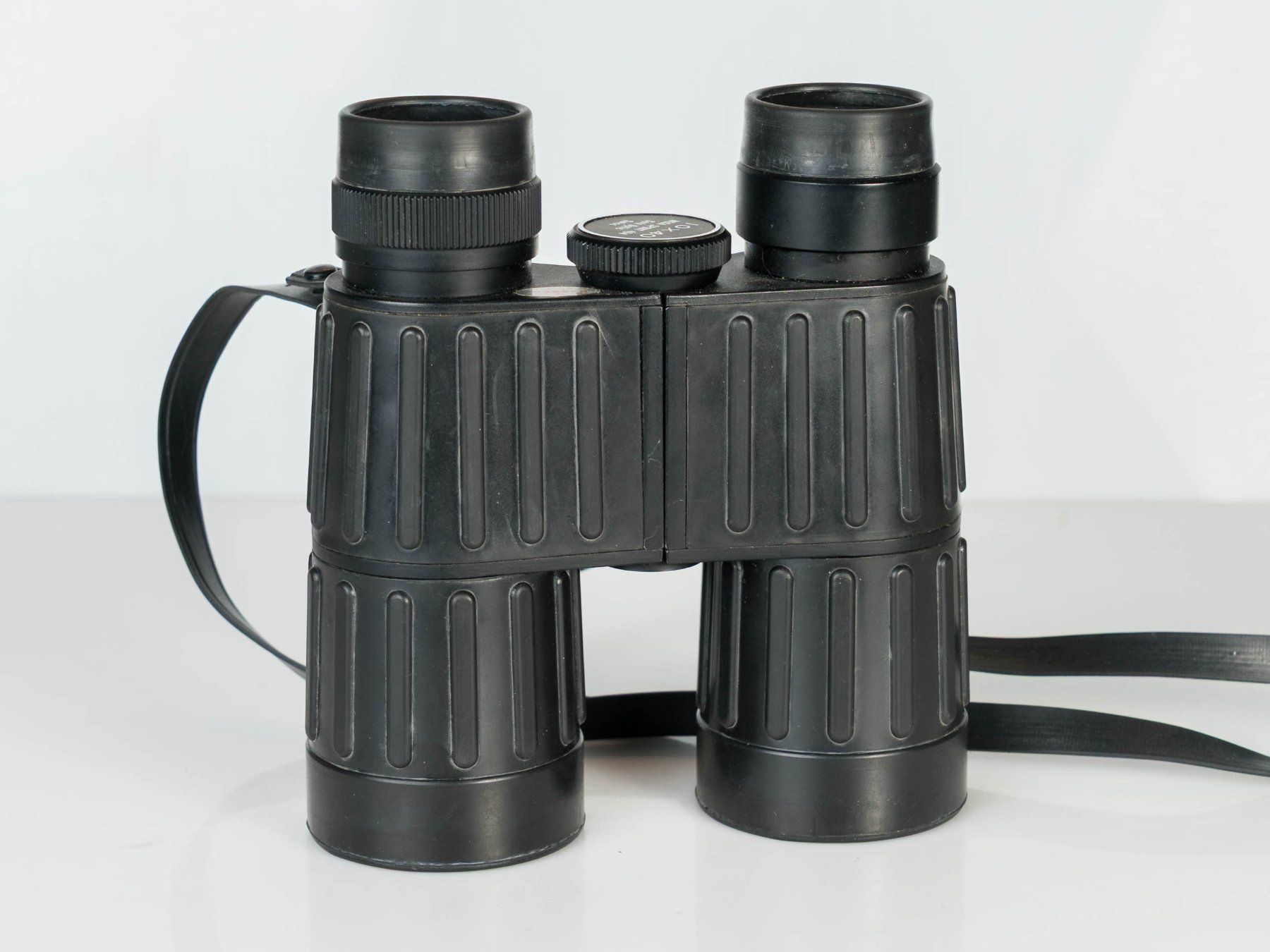 Binocoli: Feldstecher Wega Sport 10x40 – Usato da Kriens venduto da Ebrias