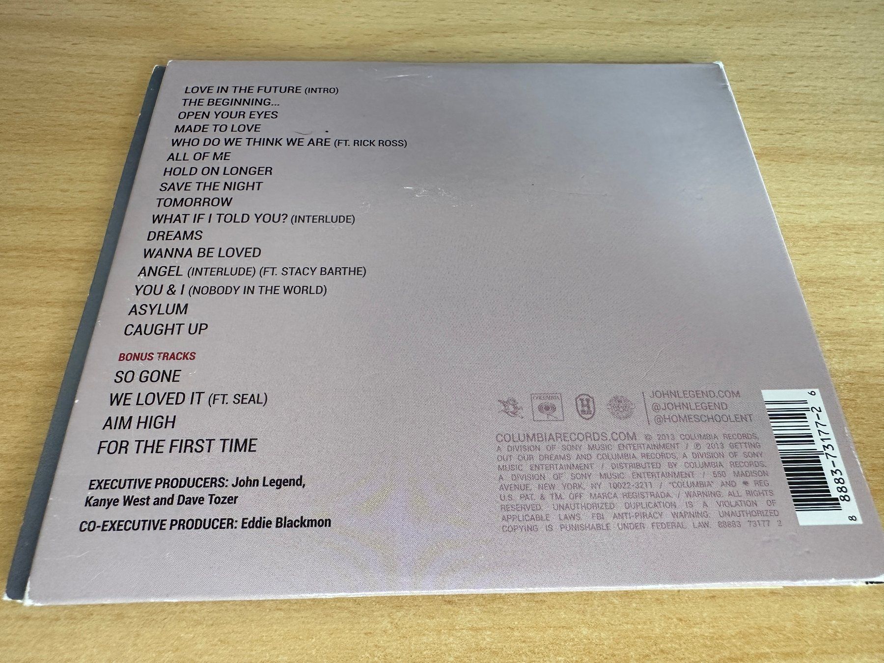CD: John Legend – Love In The Future – Usato da Rikon im Tösstal venduto da Alpenmutz 1