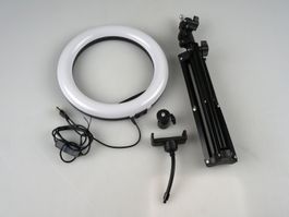 LED Ringlicht mit Stativ