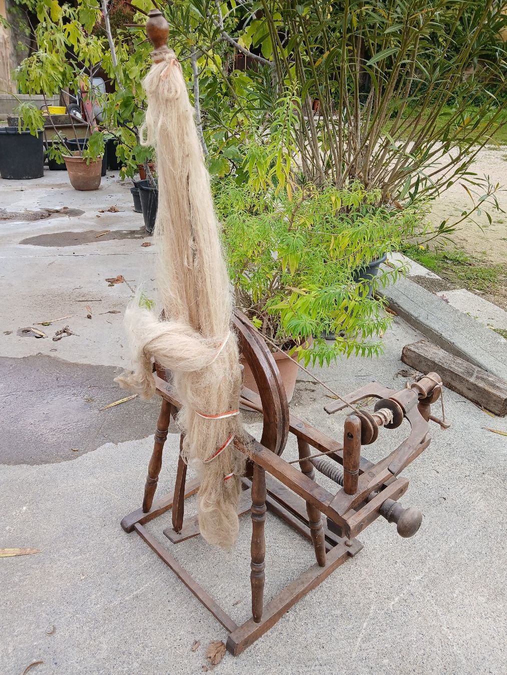 Spinnräder: Antikes Spinnrad – Gebraucht aus Arlesheim von Mel_25 1