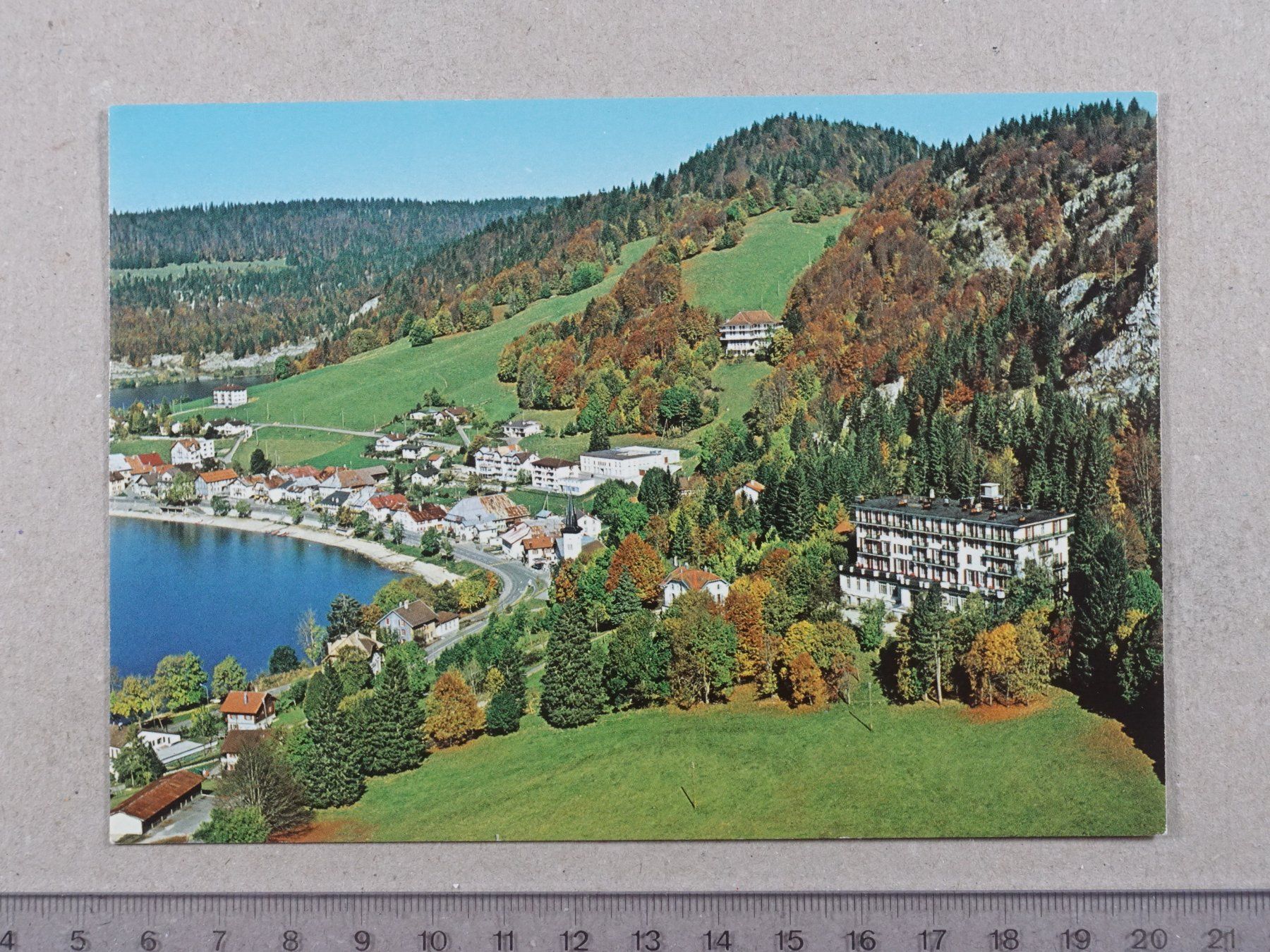 Cartoline postali: Le Pont, Lac de Joux – Usato da Lenzburg venduto da fh1