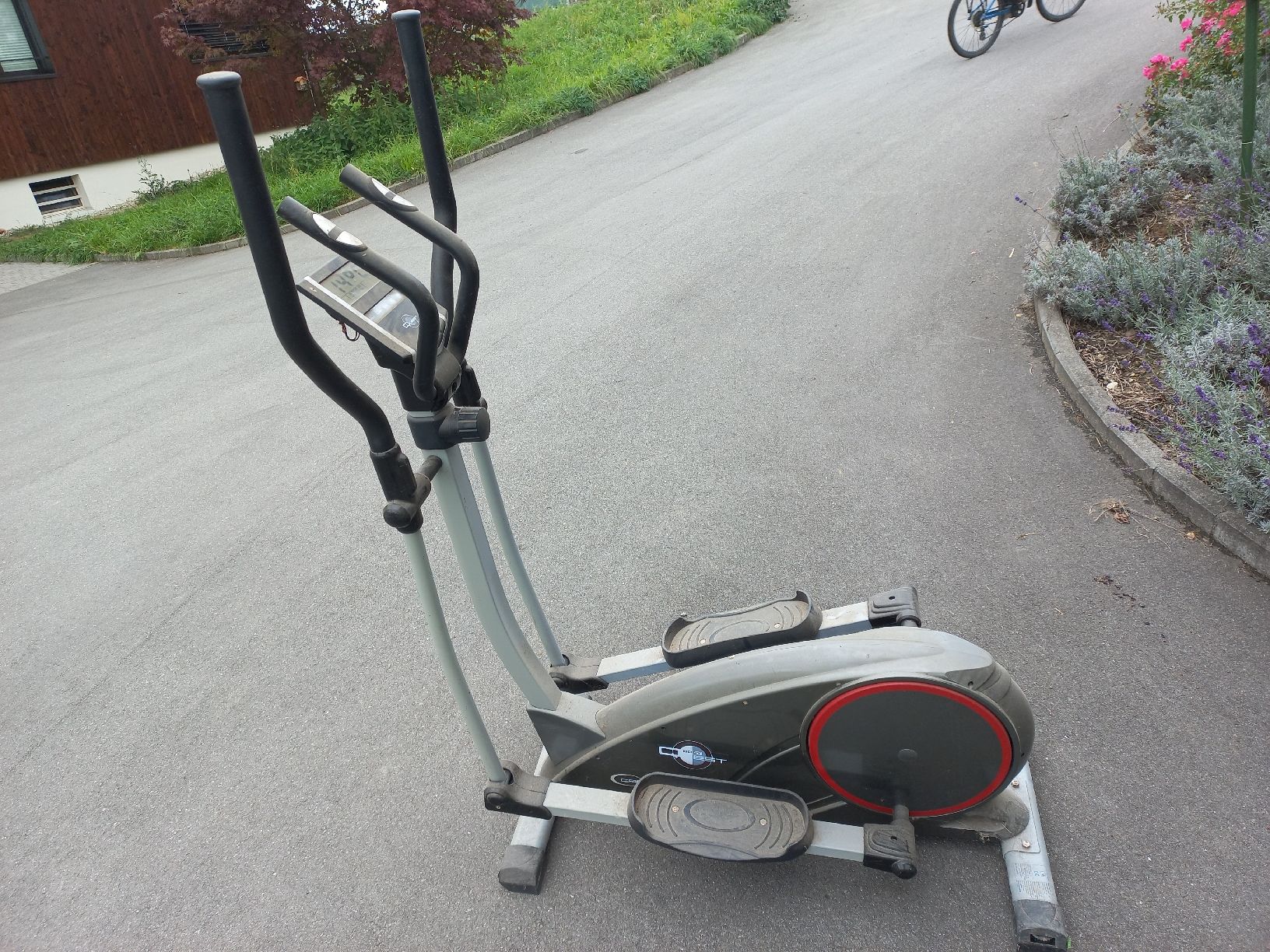 Hometrainer: Crosstrainer Crosstech XT Bodyquest – Usato da Buttisholz venduto da Adii
