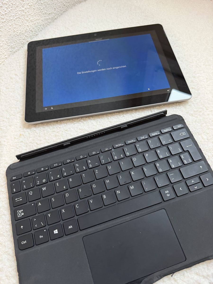 Microsoft Tablet PC: Microsoft Surface go – Usato da Biel/Bienne venduto da d_nw8n 3