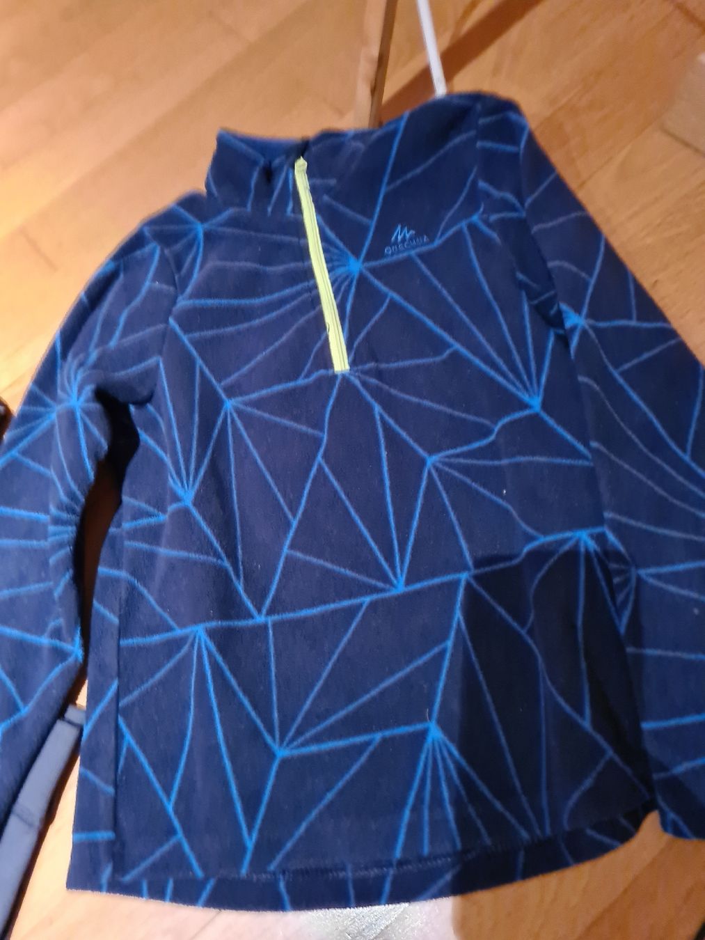Lotti & Set di vestiti: thermo Unterwäsche,pyjama,pulli,Shirts gr.128 – Usato da Ferden venduto da jemyce 7