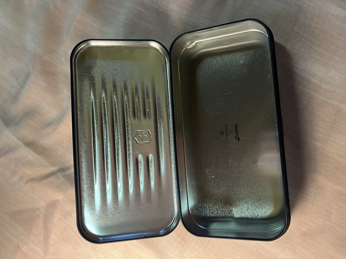 Salvadanai: Victorinox x Swiss Dose – Usato da Zürich venduto da mozo 1