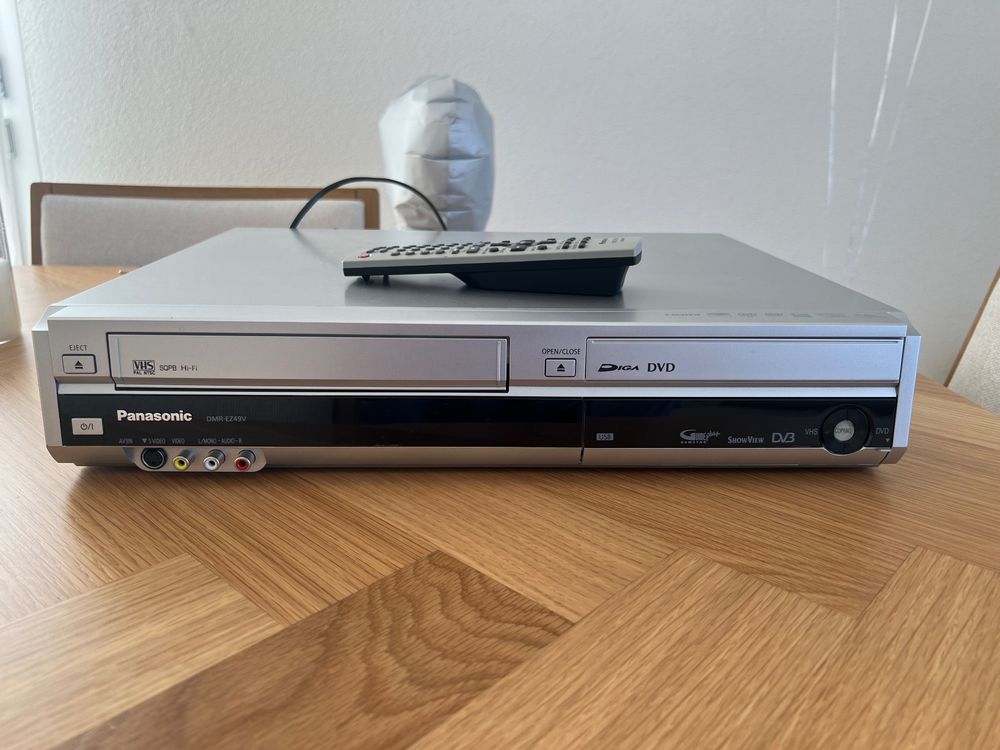 Panasonic DMREZ49V VHS DVD Kombi Player Kaufen auf Ricardo