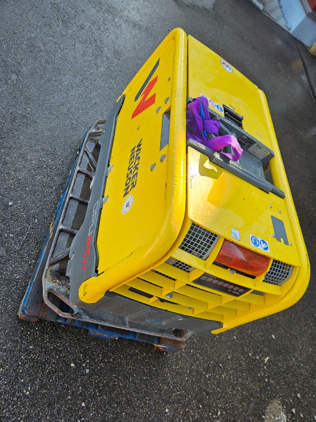 Wacker Neuson Tutte le macchine: Wacker Neuson Fibroplatte / Rüttelplatte DPU80rLec770 – Usato da Degersheim venduto da Schnusi7 2