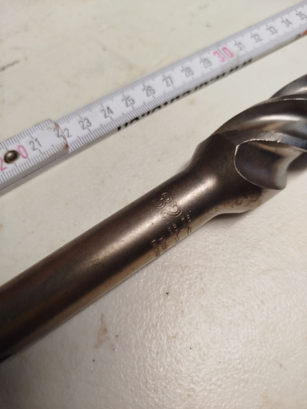 Tutti gli attrezzi: SDS-Max Hammerbohrer 32 mm – Nuovo (secondo la descrizione) da Züberwangen venduto da Bbaron 4