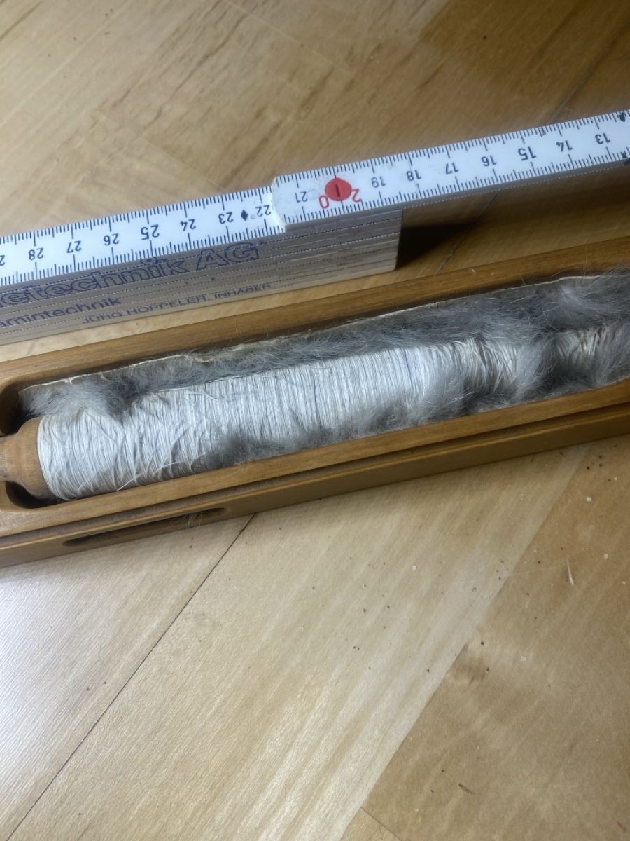 Tous les outils: Antikes Weberschiffchen / Web Shuttle mit Honex-Spannsystem – D'occasion à Dietlikon par Chloe5. 3