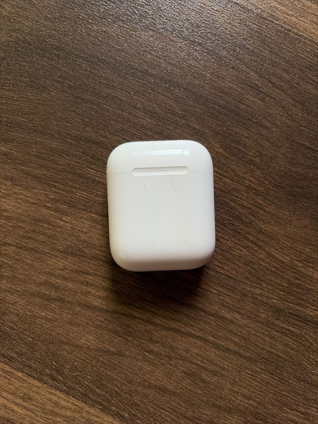 Apple Casques audio: Apple AirPods Ladecase – Défectueux à Mollis par Stern8577