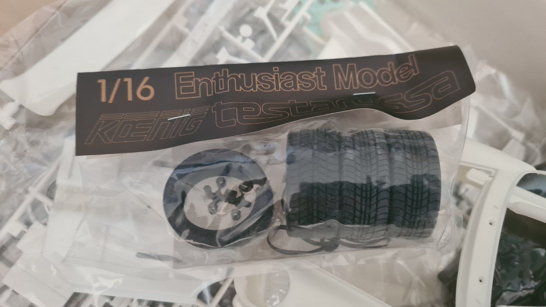 Kits de montage: 1:16 Porsche 959 - Fujimi Enthiusiast – D'occasion à Bassersdorf par jackbmw 8