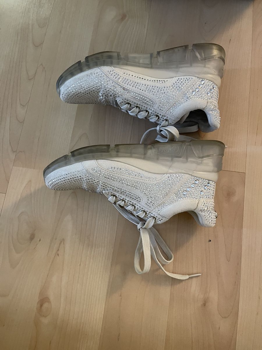 Buffalo Damenschuhe: BUFFALO Sneaker Batter shine Beige 37 – Gebraucht aus Dietikon von Nieselchen 5