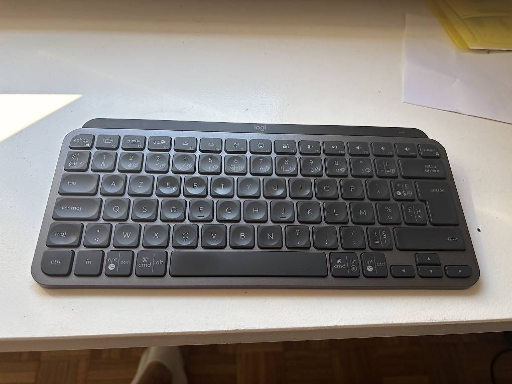 Claviers: Clavier MX Keys Mini AZERTY – D'occasion à Genève par CiccioSco