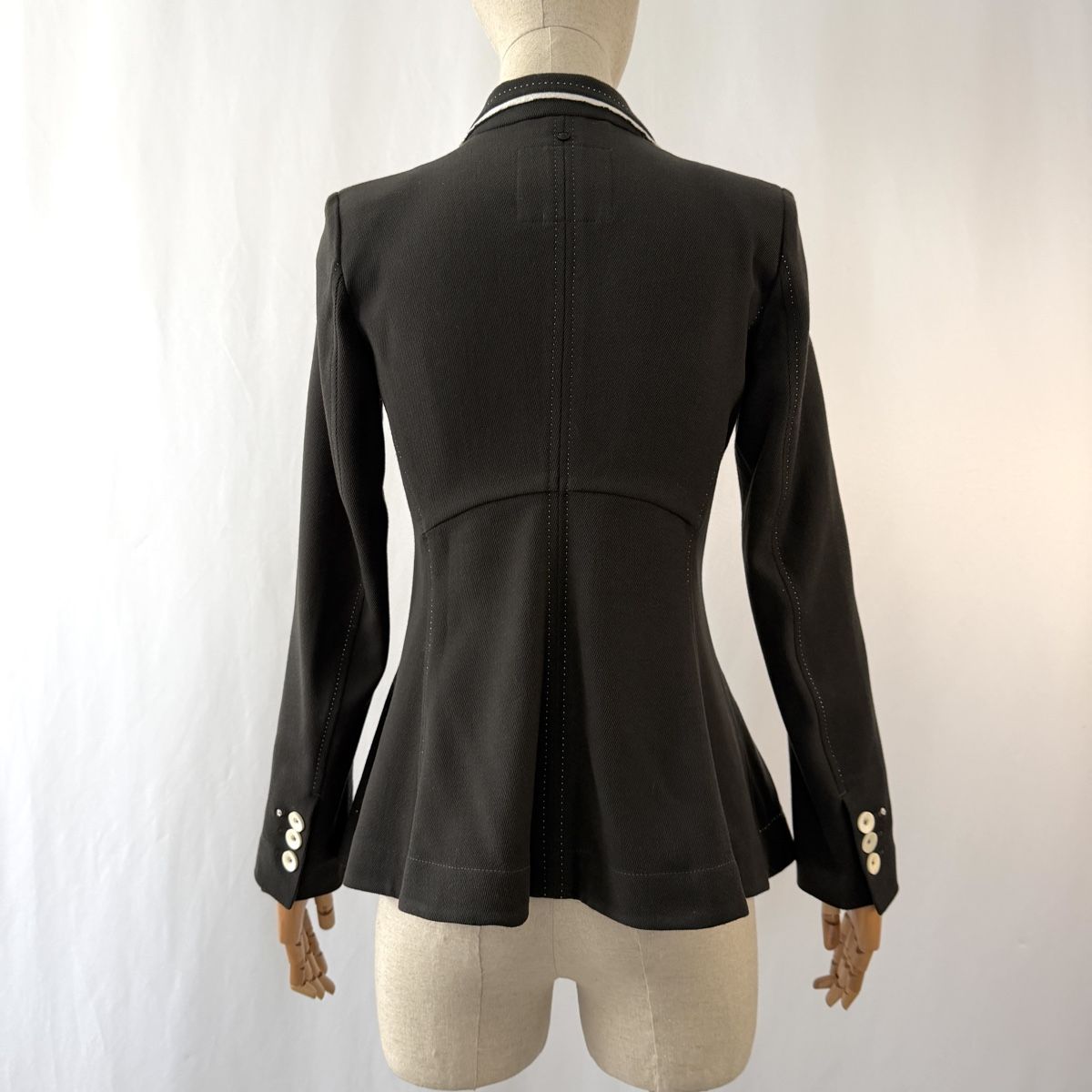 High Giacche: HIGH Everyday Couture Wool Jacket – Nuovo (secondo la descrizione) da Emmen venduto da AVVIIVVA_Store 5