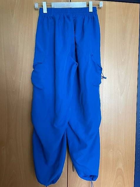 Pantaloni: Jogger Cargohose Gr. 38 – Usato da St.Gallen venduto da NOVEMBER01 1
