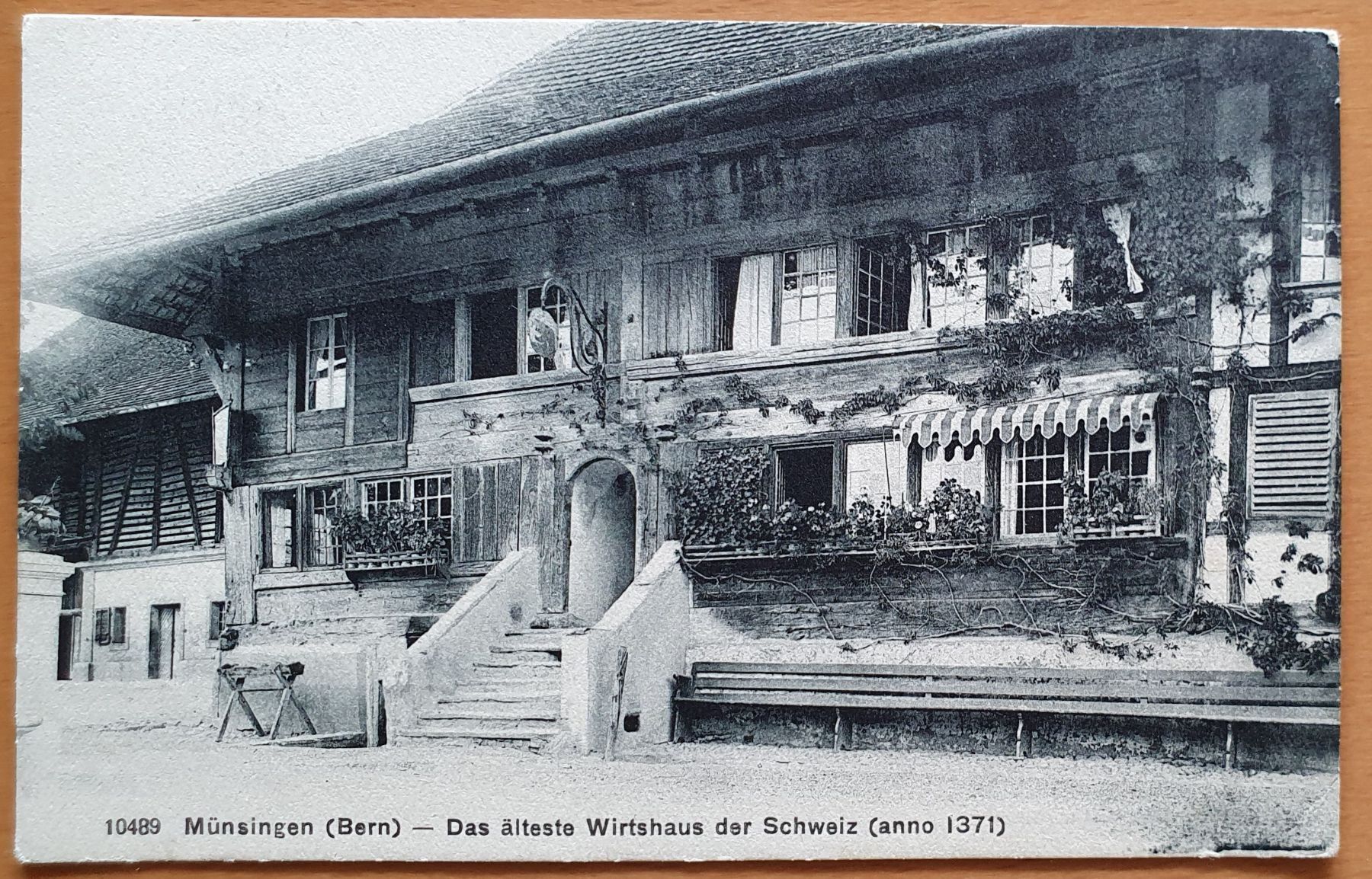 Cartoline postali: Münsingen,älteste Wirtshaus der Schweiz – Usato da Kreuzlingen venduto da Rschweiz1