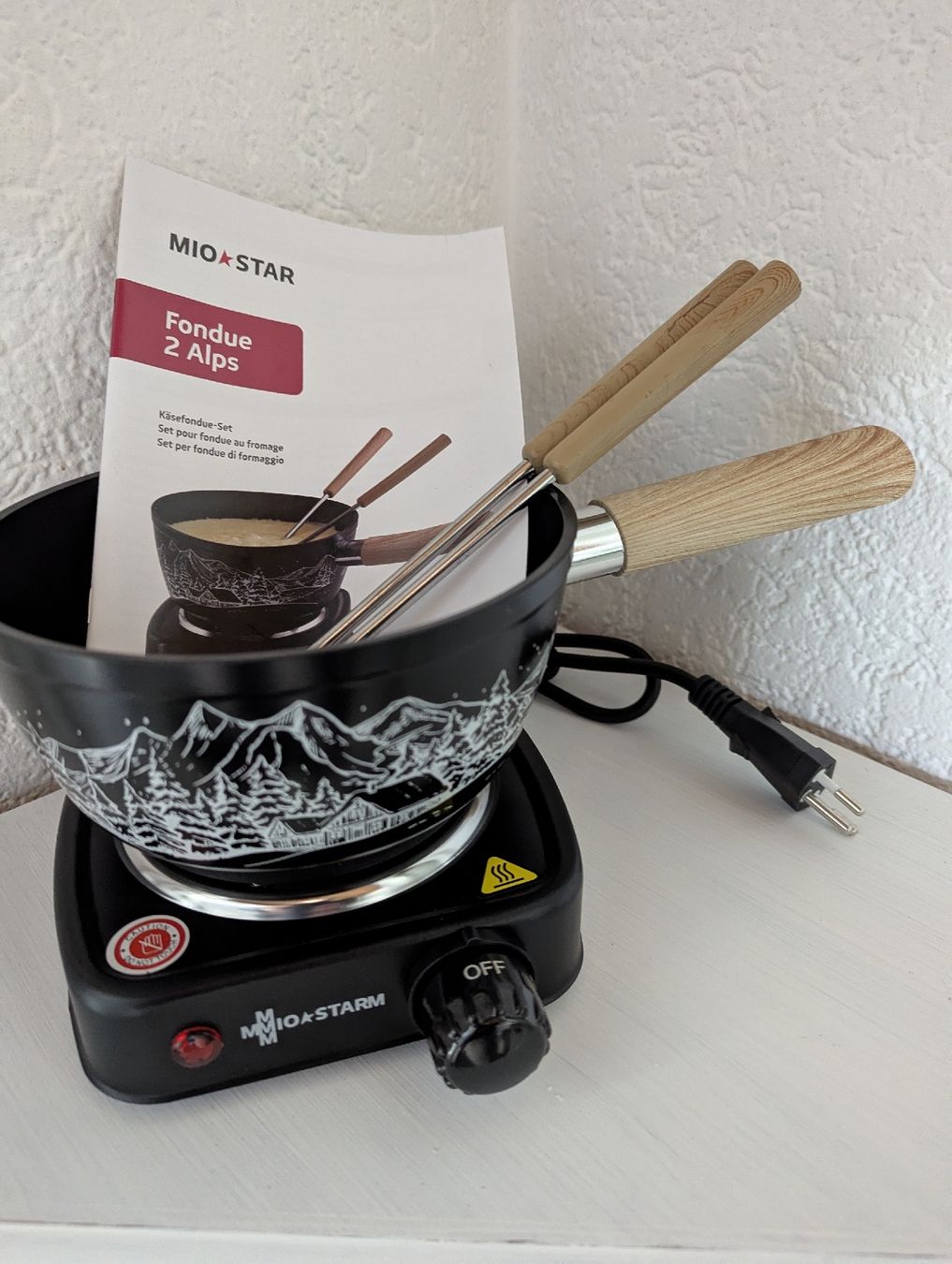 Geschirrsets: Fondue Set – Neu und originalverpackt aus Bettlach von Costmiri