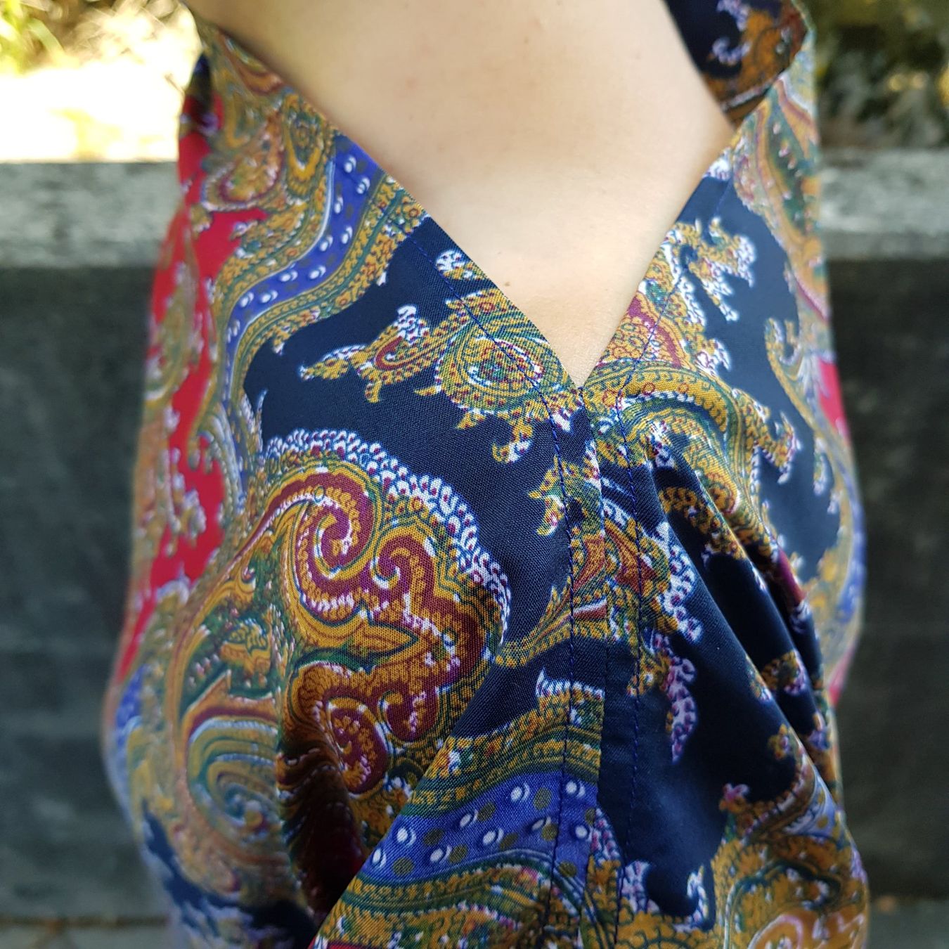 Top: Handmade Upcycling Crop Top – Usato da Monte Carasso venduto da arn_dime 3