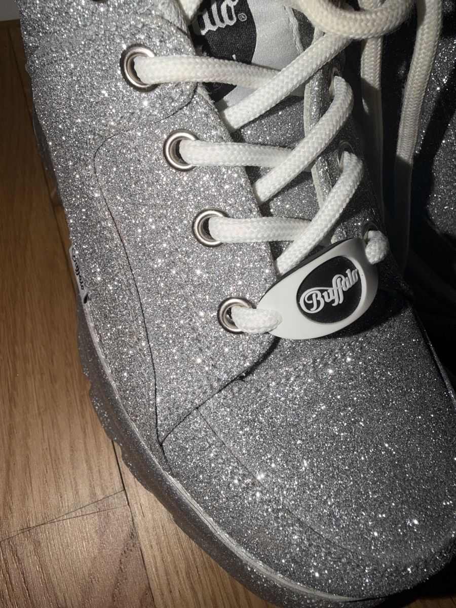 Buffalo Scarpe da donna: Buffalo Plattform Sneaker Glitzer Silber – Nuovo (secondo la descrizione) da Lenzburg venduto da Vani1313 4