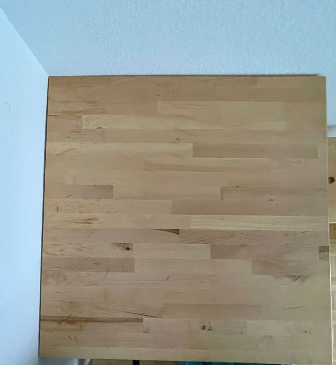 Set di tavolo e panche: Massiver Bartisch 70x70 cm + 2 Barhocker – Echtholz – Usato da Zürich venduto da Mili_K 2