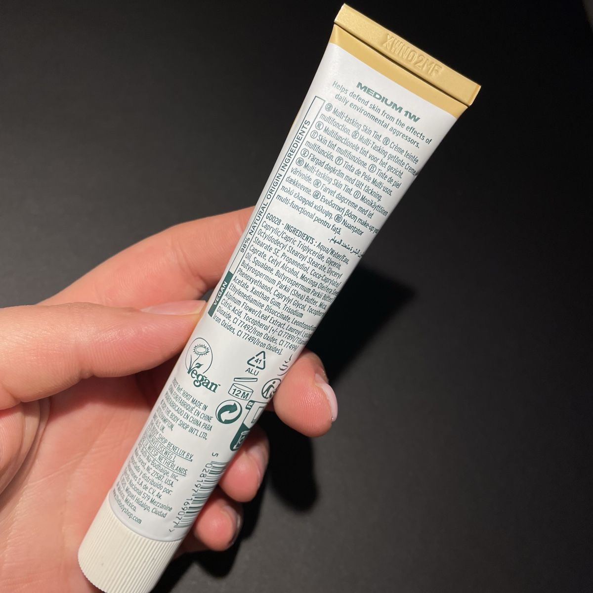Make-up: NEU: The Body Shop Second Skin Tint Medium 1W – Nuovo e nell'imballaggio originale da Bellach venduto da Dreamer2501 1