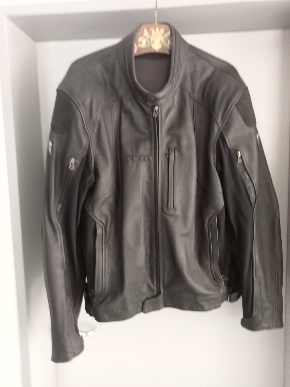 Jacken: Rev'it Lederjacke Herren Sommer Grösse – Gebraucht aus Oberurnen von simgug