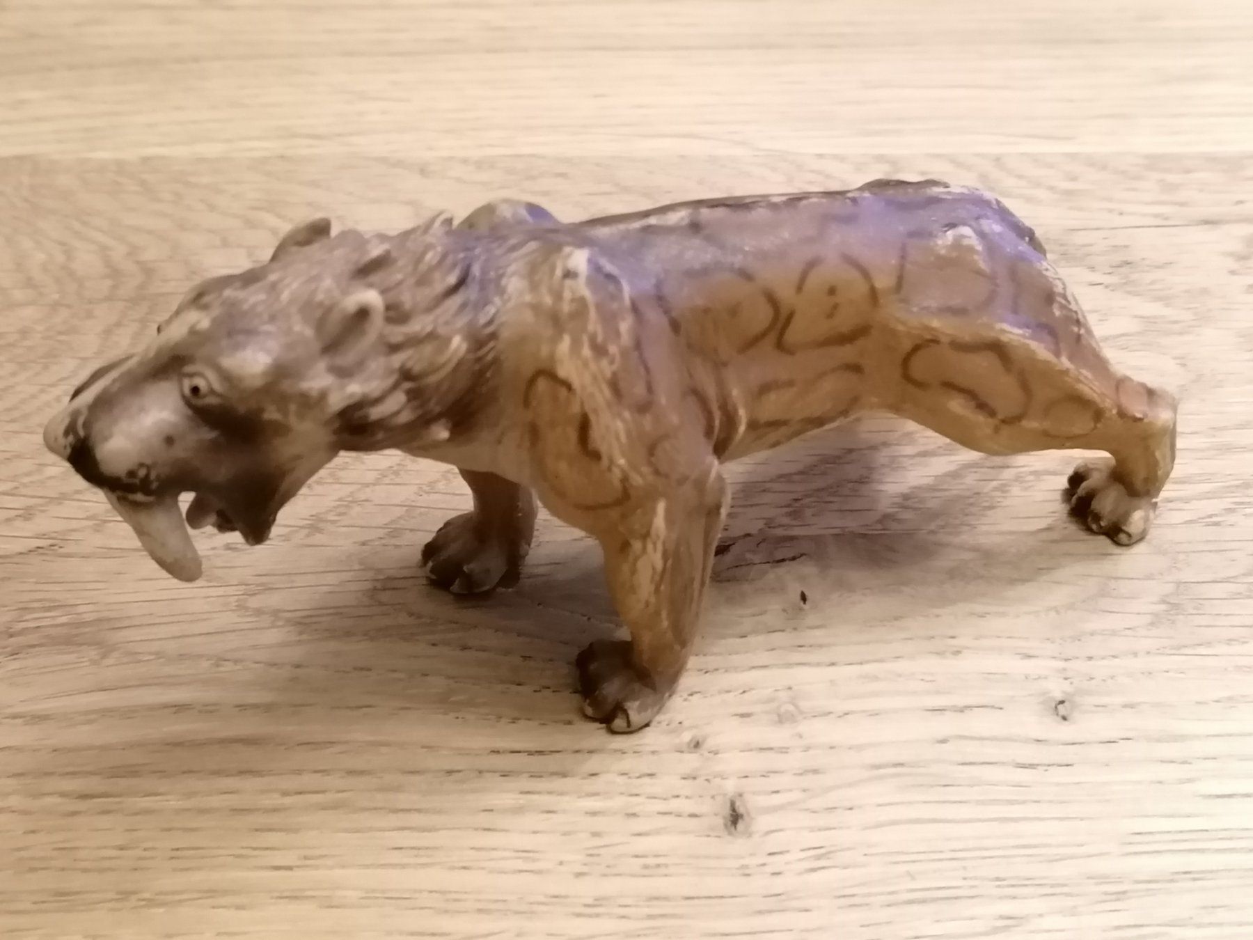 Schleich Statuette: Schleich Säbelzahntiger / Smilodon 2002 – Usato da Basel venduto da vintagecollector