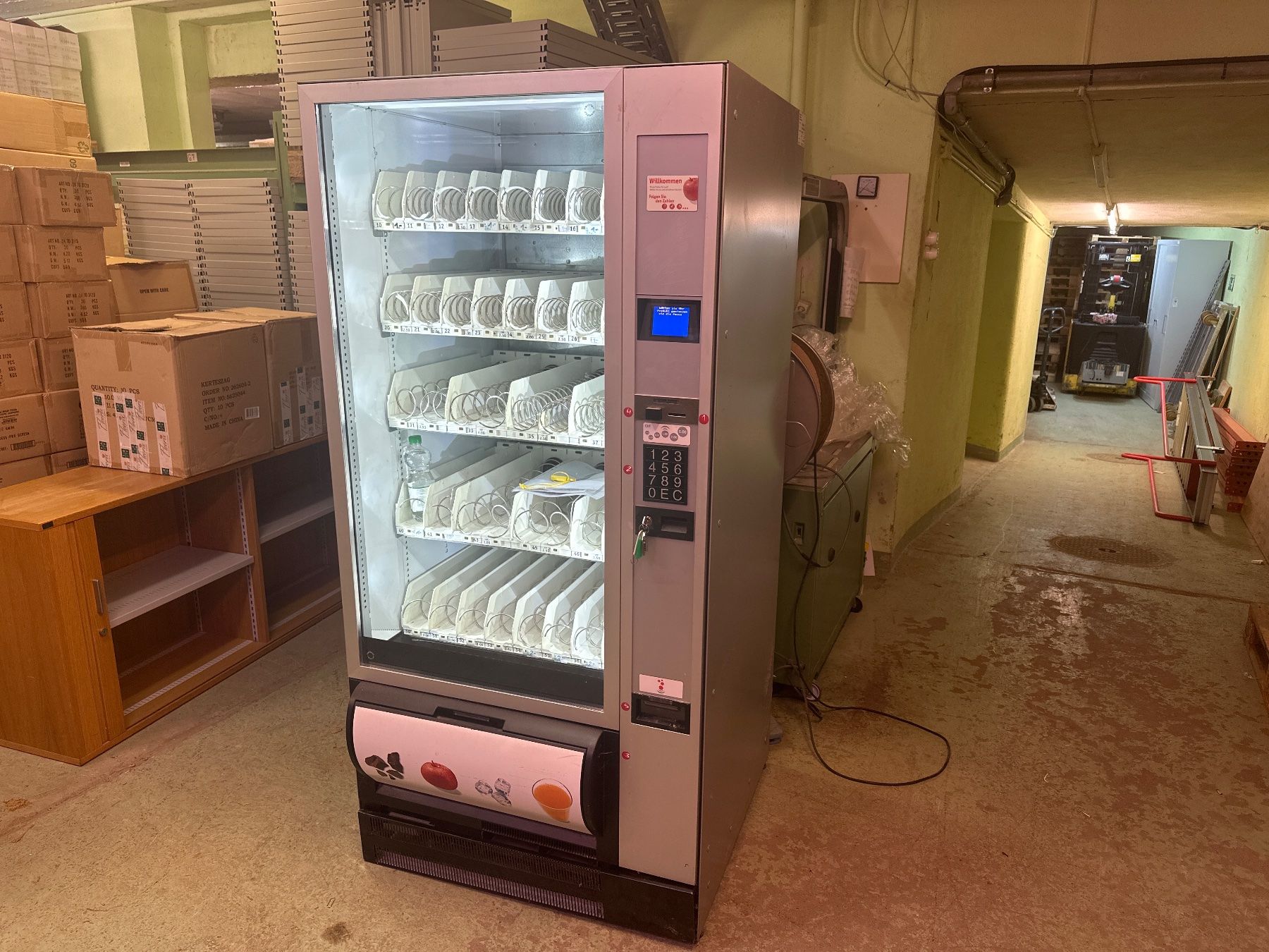 Selecta Altro per Gastronomia & Hotel: Top Snackautomat Warenautomat selecta mit Münzzähler – Usato da Necker venduto da liq24